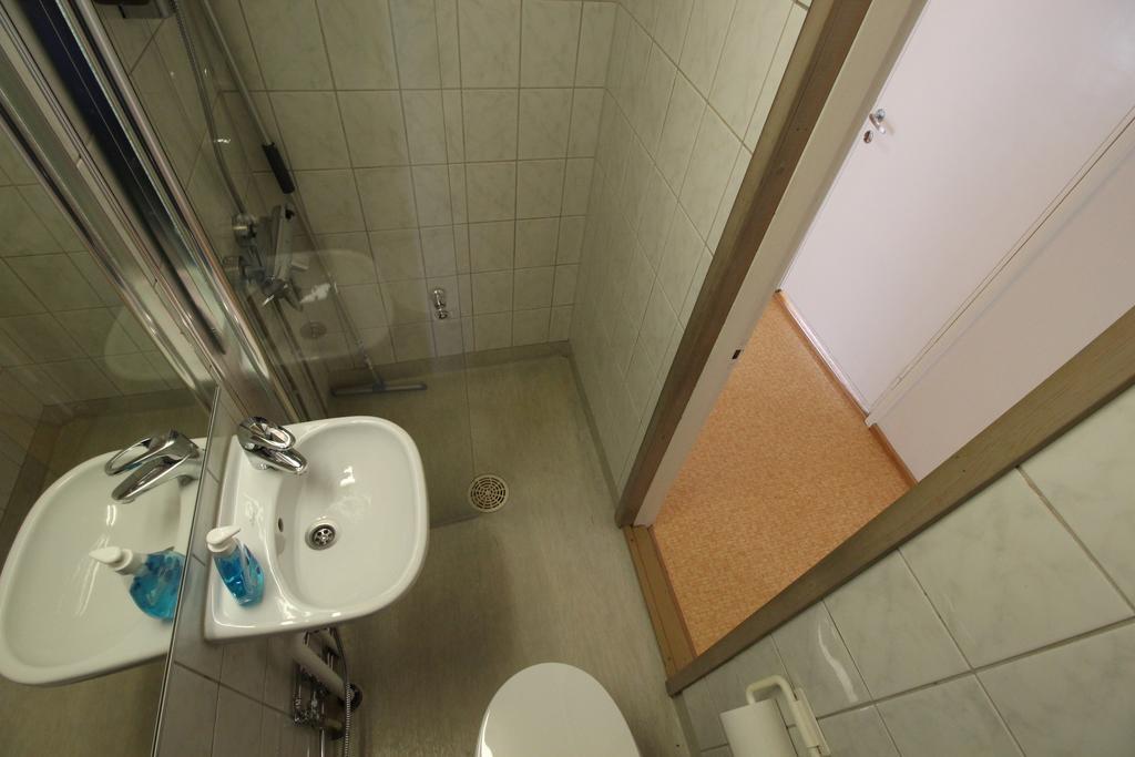 Economy Apartments Peura Рованиеми Экстерьер фото